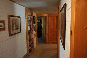 Sunny Rock B&B Haliburton