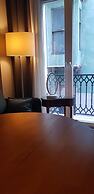 No11 Hotel & Apartments