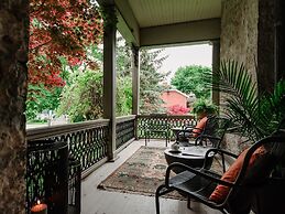 The Rosemount Inn