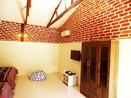 EFM Guest House