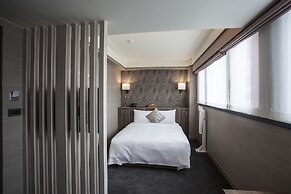 Citizen Hotel