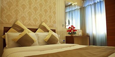 Aishwarya Suites