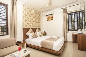 Aishwarya Suites