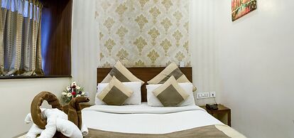 Aishwarya Suites