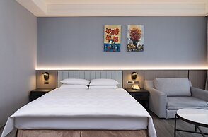 Eda Skylark Hotel