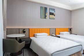 Eda Skylark Hotel