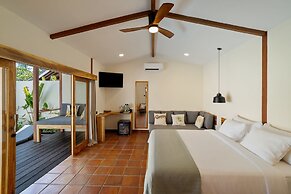 Gili Teak Resort