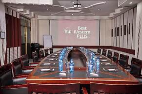 Best Western Plus Paramount Hotel