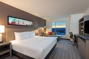 Hyatt House Denver Downtown