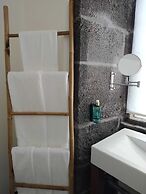 Azores Youth Hostels - Pico