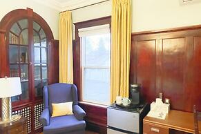 The Eden Hall Inn