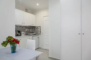Byron Apartments