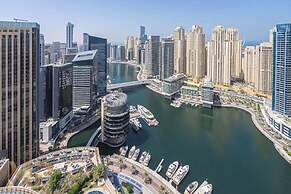 Marco Polo - Chic 1BR in Marina Hub | Expansive Balcony