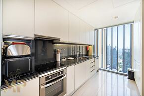 Marco Polo - Chic 1BR in Marina Hub | Expansive Balcony
