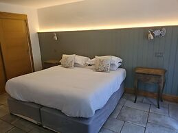 Watership Down Inn