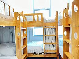 Alphatel Hostel-Dubai World Trade Centre