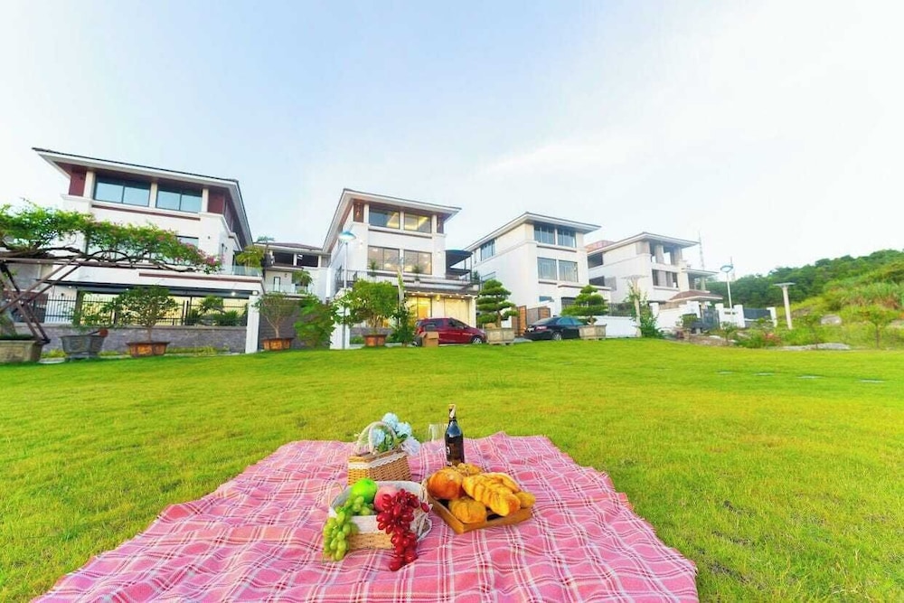 Phoenix Villas FLC Ha Long