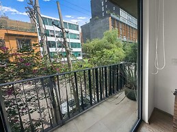 20-202 Elegant 2br-roma Norte Parking 24-7 Security