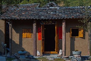 Long Co Tran Homestay