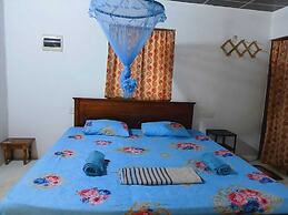 Alankuda Dolphin Village Hotel