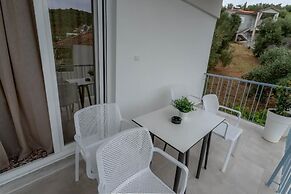 Pteleo apartments
