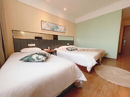 East Maples Inn
