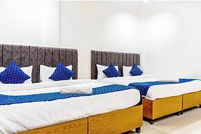 Hotel Kashi Grand Inn