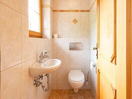 Inviting Apartment in Stummerberg