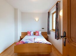 Inviting Apartment in Stummerberg