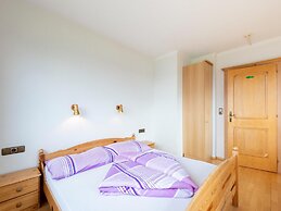 Inviting Apartment in Stummerberg