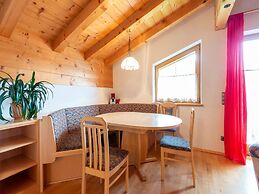 Inviting Apartment in Stummerberg