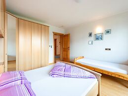 Inviting Apartment in Stummerberg
