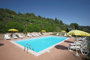 Cozy Farmhouse in Paciano With Private Pool