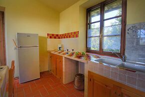 Cozy Farmhouse in Paciano With Private Pool