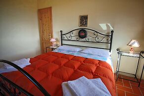 Cozy Farmhouse in Paciano With Private Pool