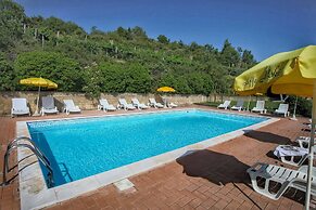 Cozy Farmhouse in Paciano With Private Pool