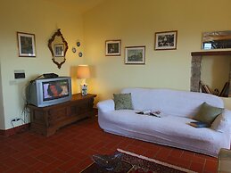 Cozy Farmhouse in Paciano With Private Pool