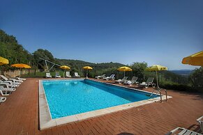 Cozy Farmhouse in Paciano With Private Pool