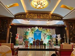 The Grand Krishna Rooms