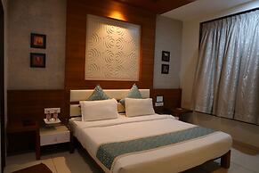 Manek the Ocean View