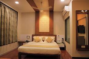 Manek the Ocean View