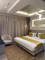 Dan  Hotel