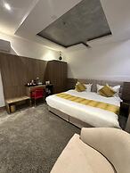 Dan  Hotel