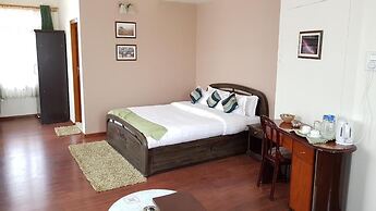 Woodland Hill Stay