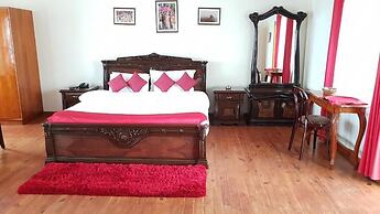 Woodland Hill Stay