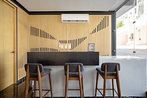 Menesse Studio 1 Bedroom Home