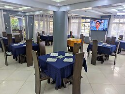 Crescent Resort And Conference Centre