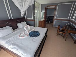 Crescent Resort And Conference Centre