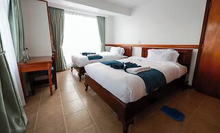 Crescent Resort And Conference Centre