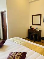 Lucky Transit Hotel